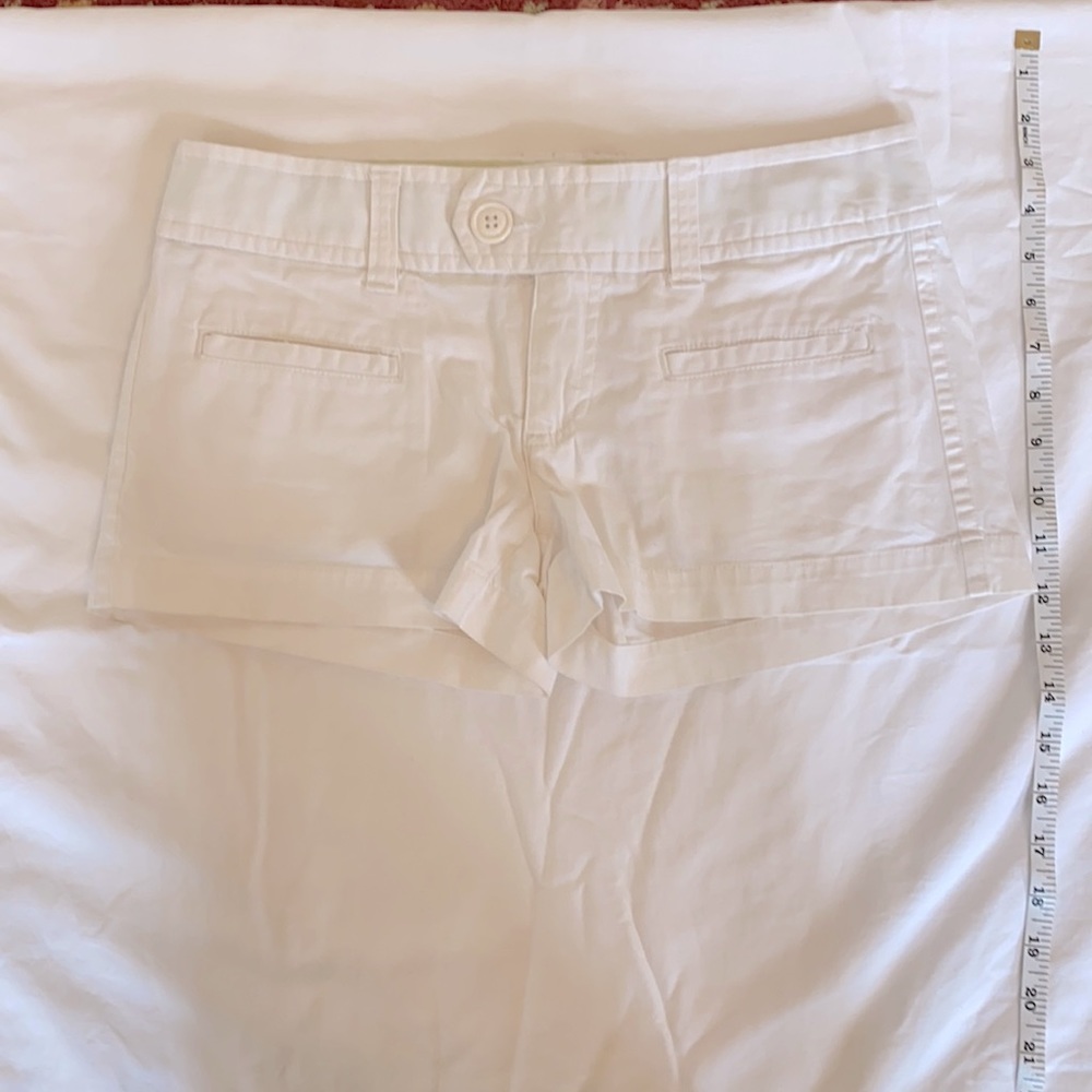 American Eagle white shorts size 2